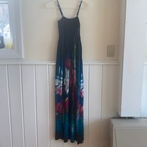 Tie dye women’s maxi dress size medium/large